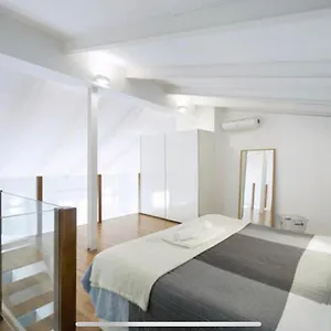 https://pastor-design-suites.es-andalucia.com