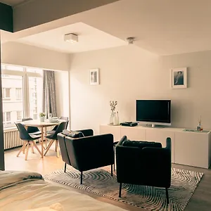 https://ruime-2-pers-studio-bij-casino-oostende-geniet-van-zee.hotelsghent.com